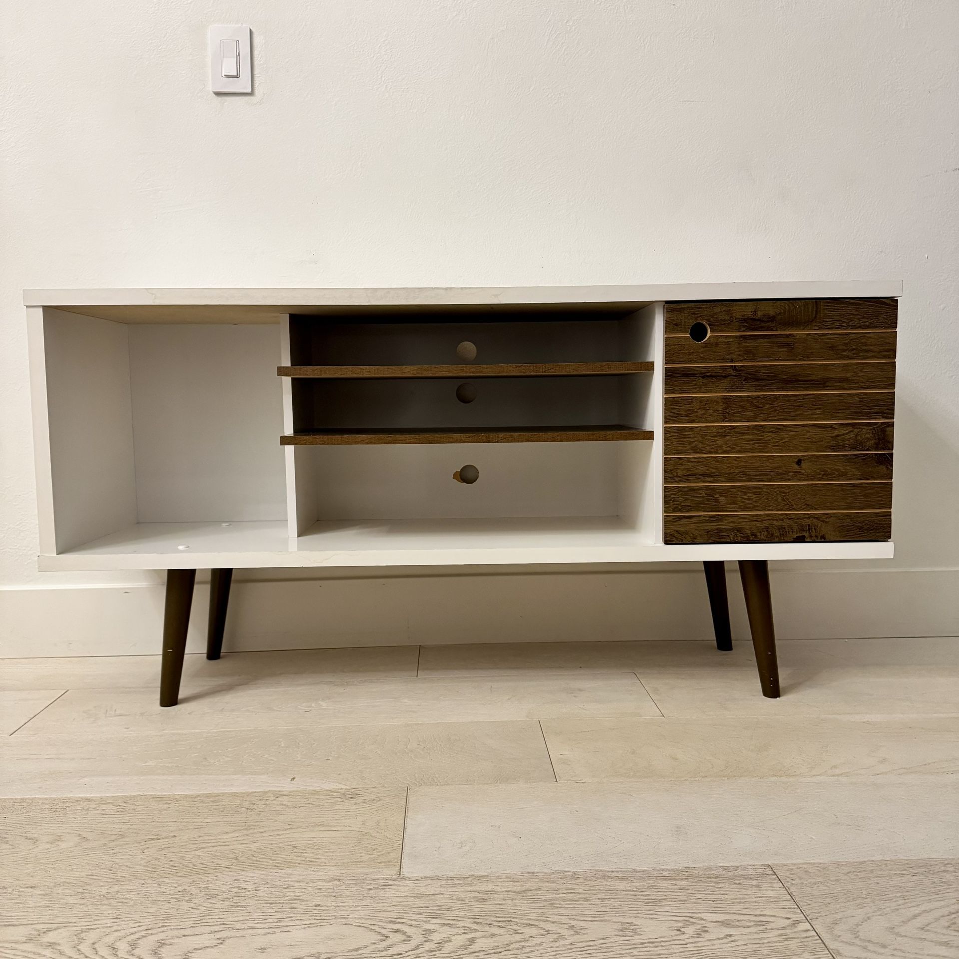 Tv Stand / Side Table 