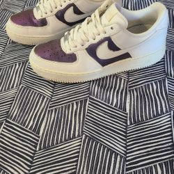 Nike Air Force One Size 8