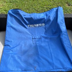 Kitefishing Kite Holder (tigress)