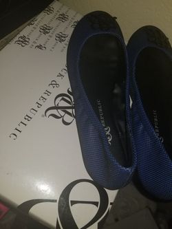 ROCK &REPUBLIC FLAT SHOES