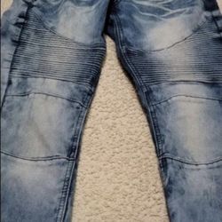 Moto Jeans