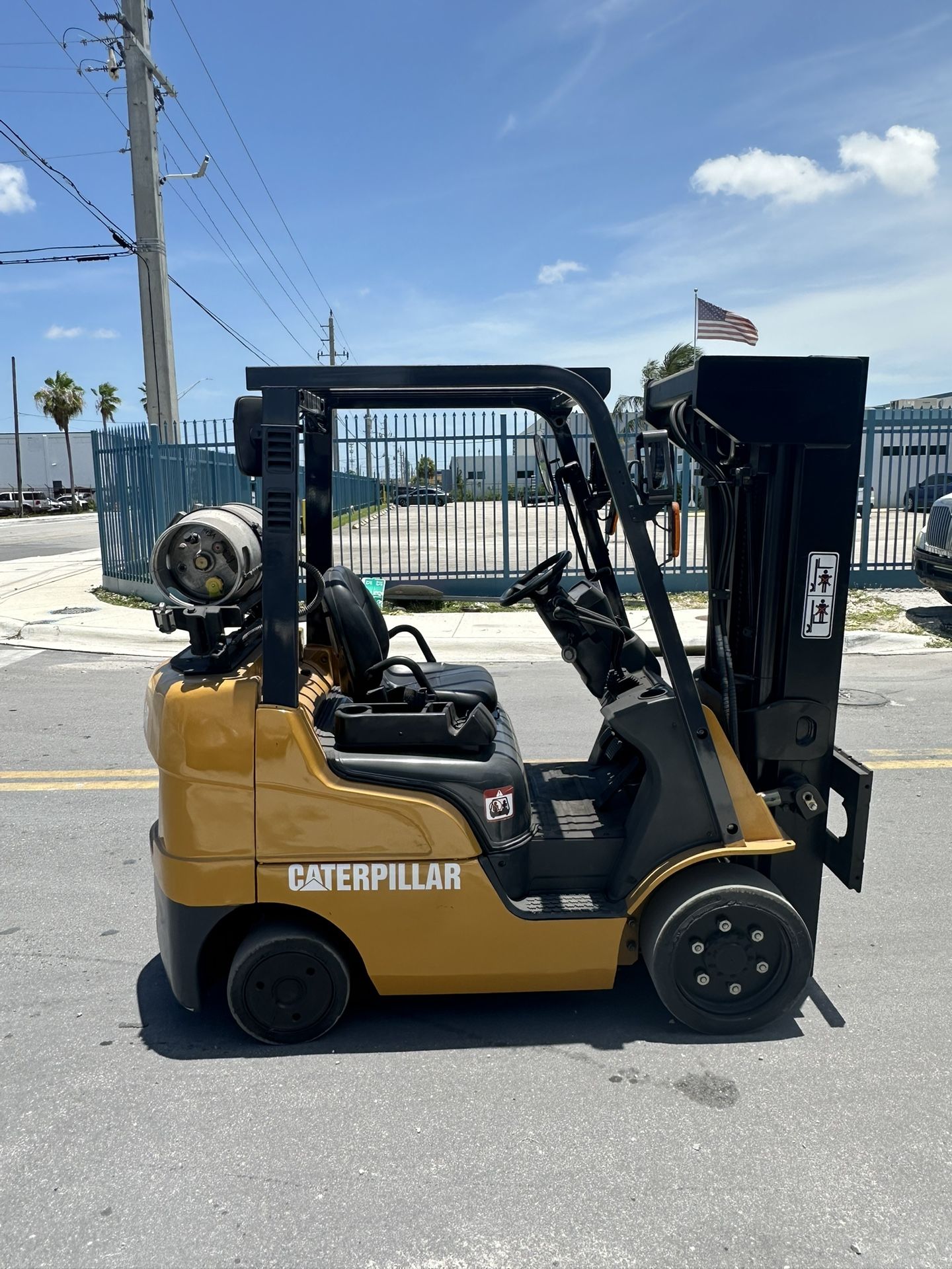 Forklift Caterpillar