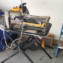 Tile  Saw De Walt 