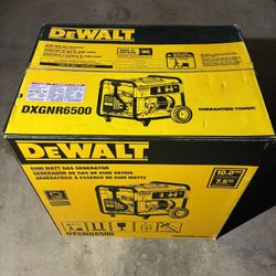 DEWALT Generator 6500-Watt, Gas, DXGNR6500