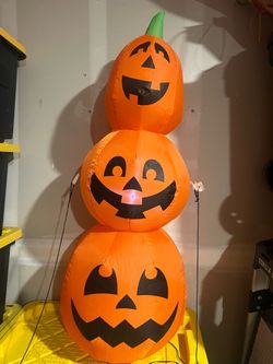 Inflatable pumpkins