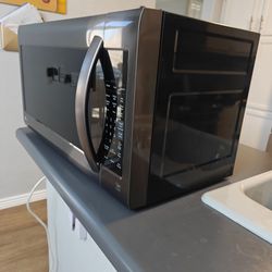 Kenmore microwave over the range