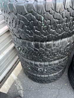 I Have 4 Tires 275-55-20 Bf Goodrich Ko2 $270 All Four Mounted And Balanced 