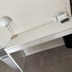 OFFICE DESK - IKEA MICKE 