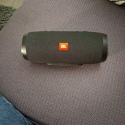 JBL Charge 3