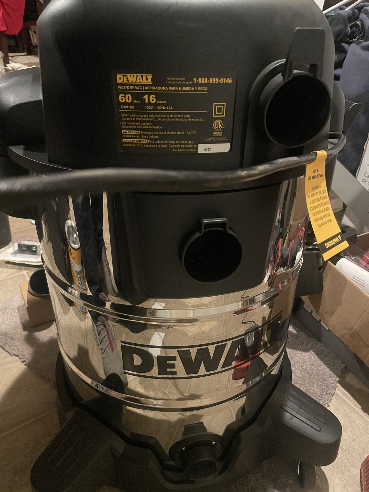 DEWALT 16-Gallons 6.5-HP Corded Wet/Dry