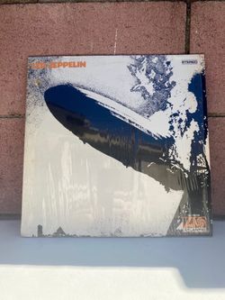 Vintage Vinyl : An Early US Re issue of Led Zeppelin’s Self Titled Second Album “ Led Zeppelin II “