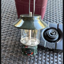 Coleman Lantern With Case Like New Condition Works Perfect