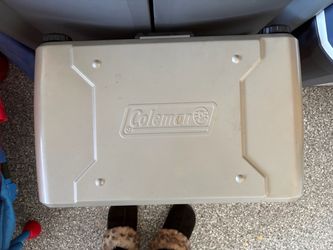Coleman Hard-Side camping stove