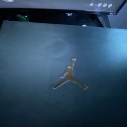 2018 Cap And Gown Size 13