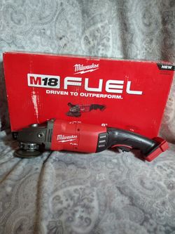 Milwaukee grinder, brand-new with box