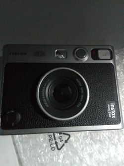 Fuji film Instax  mini Evo camera
