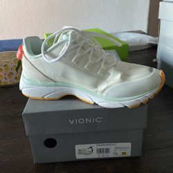 Vionic Edin,Wht Size 7 1/2 M