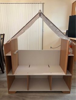 Kids reading nook