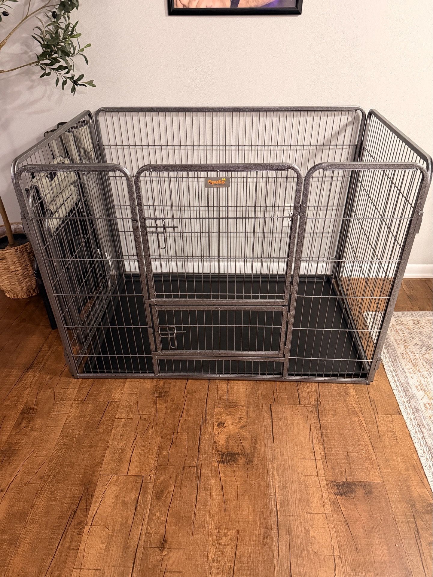 Dog crate