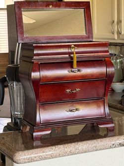 X-Large Vintage Wooden Bombe Style Jewelry Chest with Lift Up Top, Three Drawers, Mahogany lock key