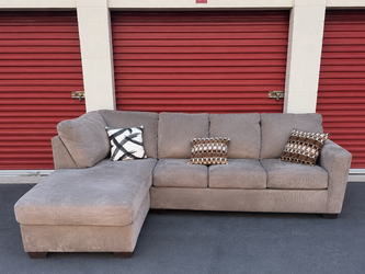 FREE DELIVERY & INSTALLATION GRAY SECTIONAL COUCH