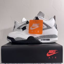 Jordan 4 “White Cement” Size 9