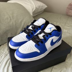 Jordan 1 Retro Low Game Royal
