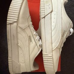 Puma Carina Sneakers