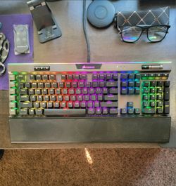 Corsair K95 Platinum RGB Gaming Keyboad - Gun Metal Finish