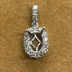 White gold oval setting for precious gem Or diamond
