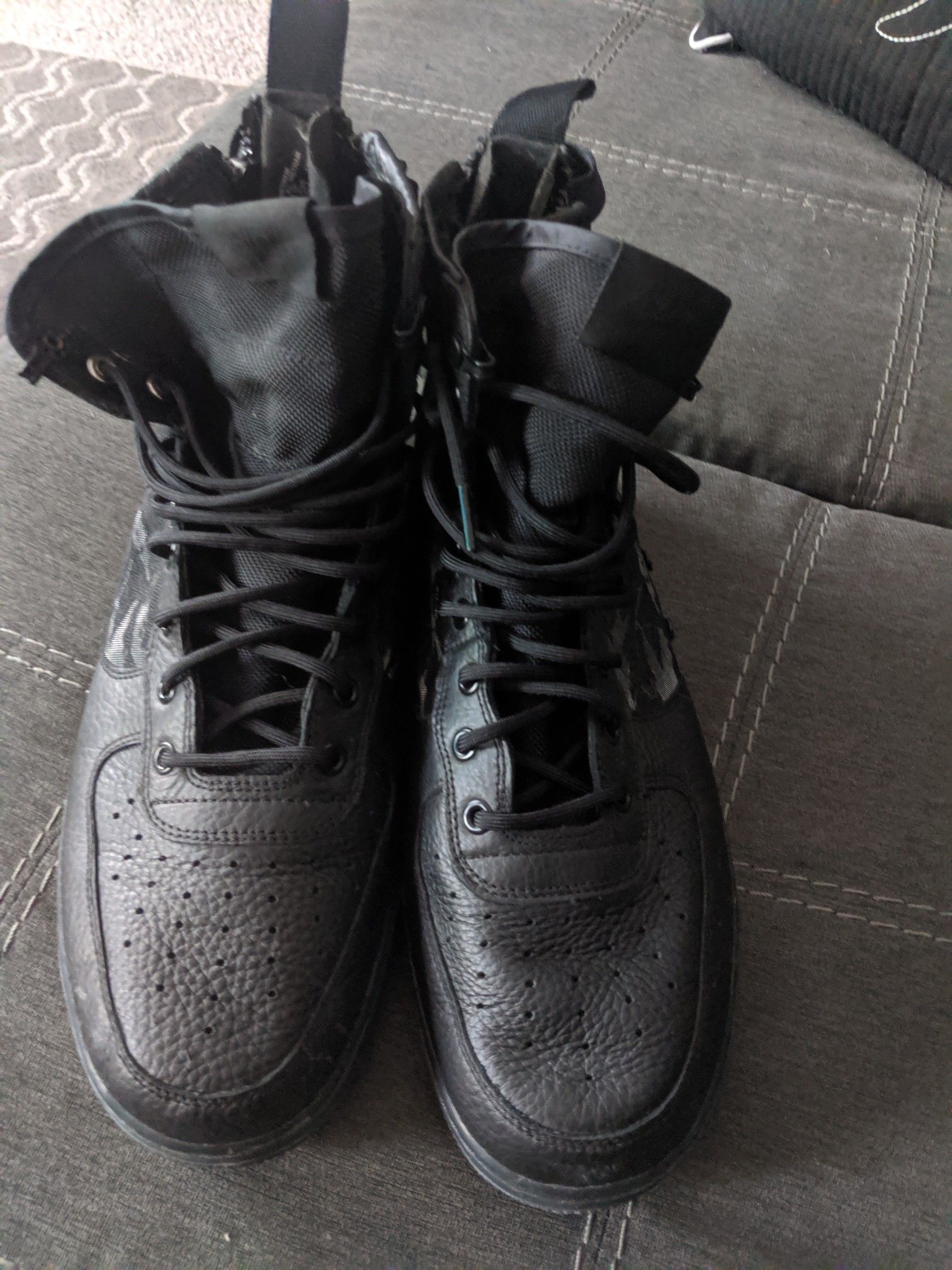 Nike SF Airforce 1 Boot Mid "Tiger Stripes"