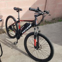 Red & Black fully charged. With charger & keys Electric Bike Ebike E-bike 28mph. $375! Need works but works. Trade for PSA CGC BECKETT cards