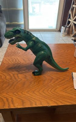 Tyrannosaur. Dinosaur Toys “R” Us.