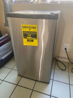 Mini Fridge - Economic