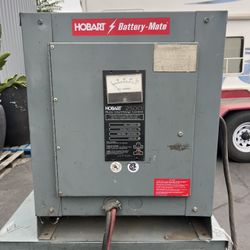 ELECTRIC FORKLIFT AND PALLET JACK INDUSTRIAL CHARGERS 