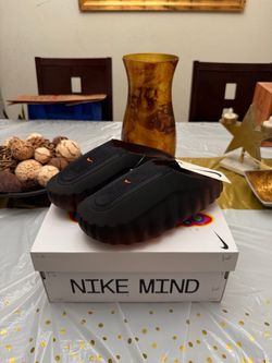 Nike Mind 001 Bronze Eclipse