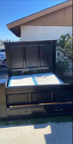 Bed frame