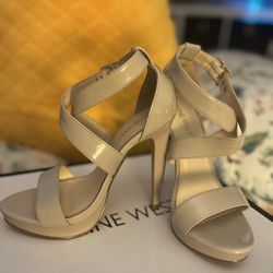 Nine West Heels, Color Natural. Size 5