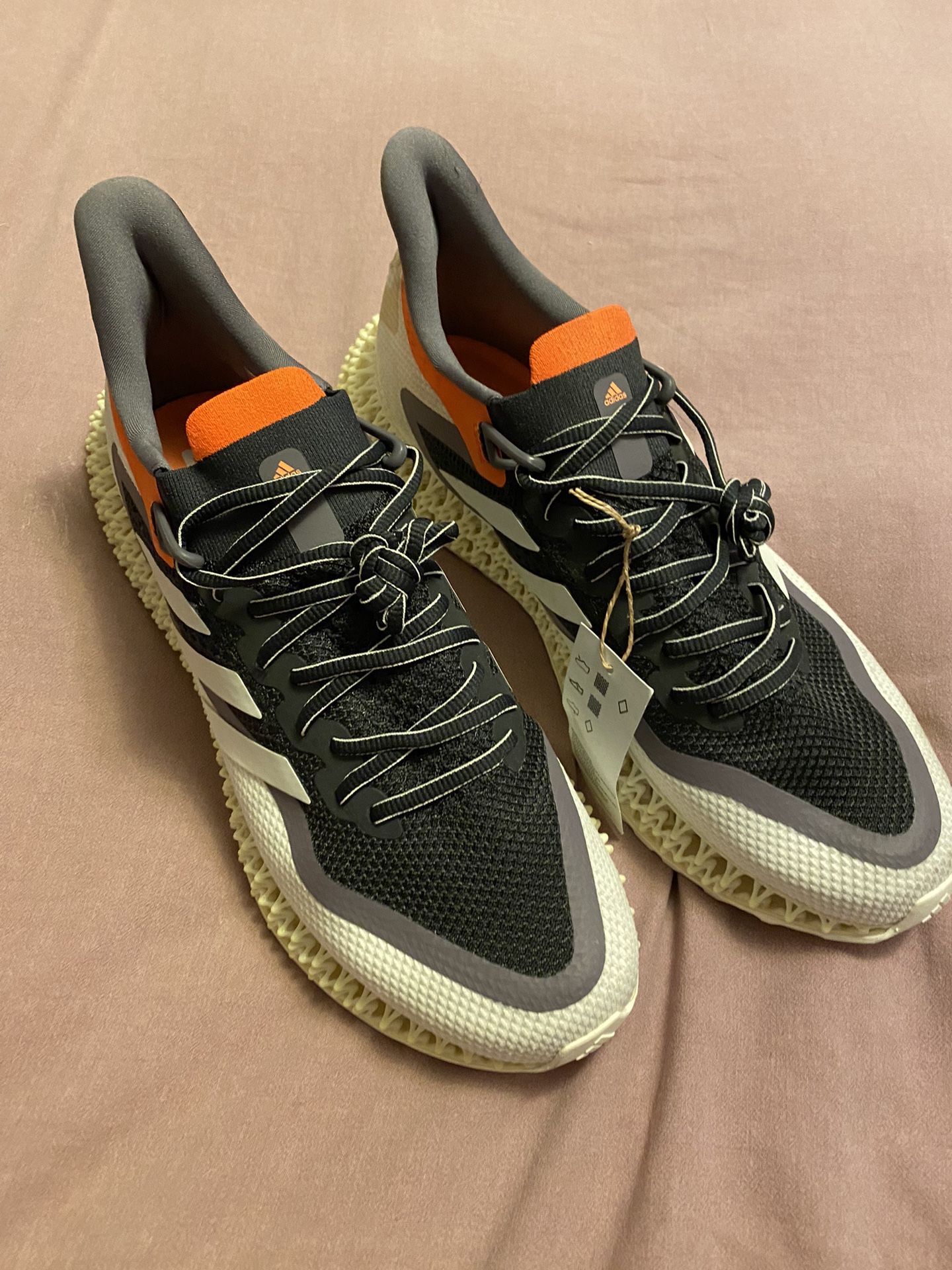 Adidas 4DFWD 2 Carbon 