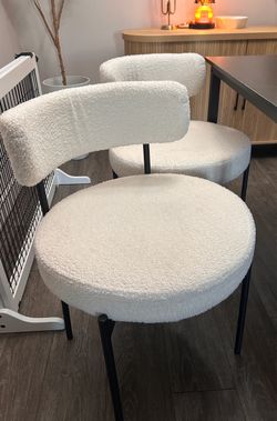 4 Dining chairs