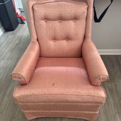 Swivel Rocking Chair Used 