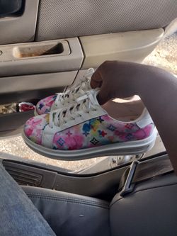 Louis Vuitton Sneaker for Sale in Palm Beach Gardens, FL - OfferUp