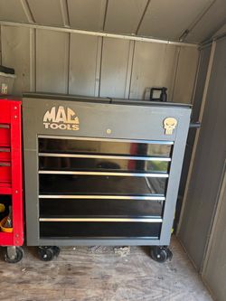 Mac tools tool box