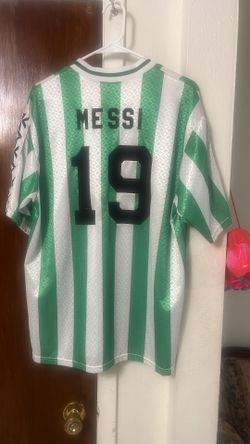 Playera usada por Lionel Messi en 2008 Free Kick Masters en Youtube