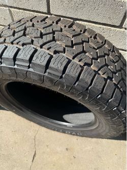 275/60R20 Toyo Open Country Tire