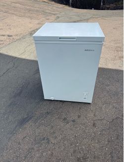 Household deep chest freezer delivery available