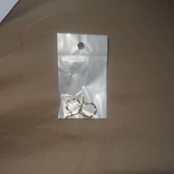 Brand New Gold Earring 