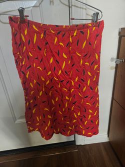Red/Yellow/Black Size 11 Skirt Vintage