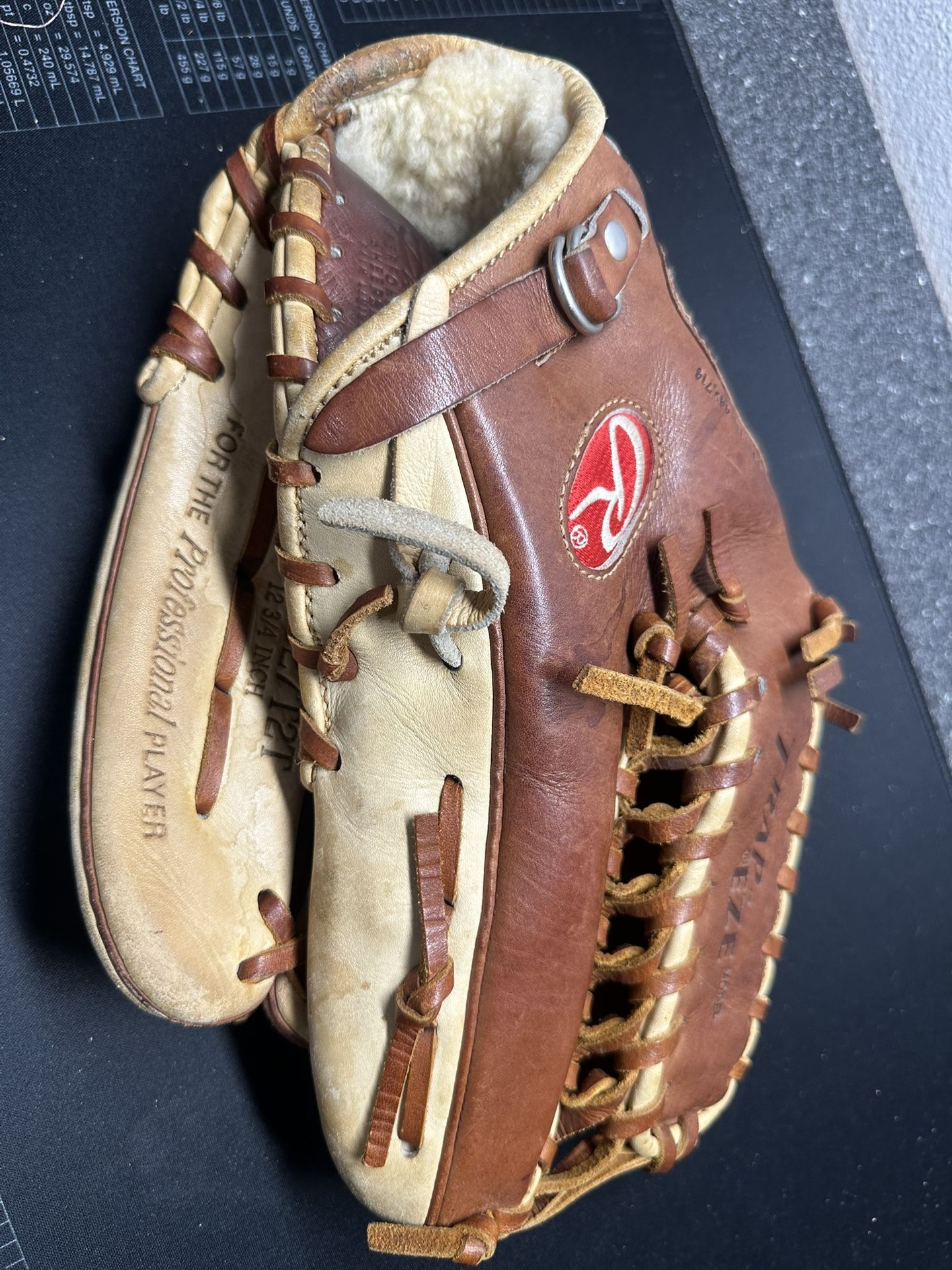 Pro Preferred Rawlings Trapeze Baseball Glove