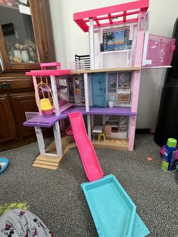 Barbie Dream House